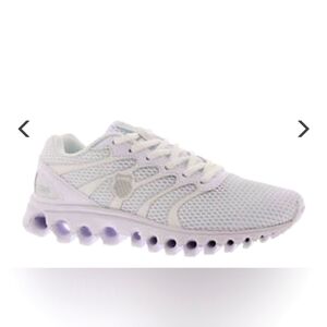 Womens K-Swiss Tubes 200 size 9